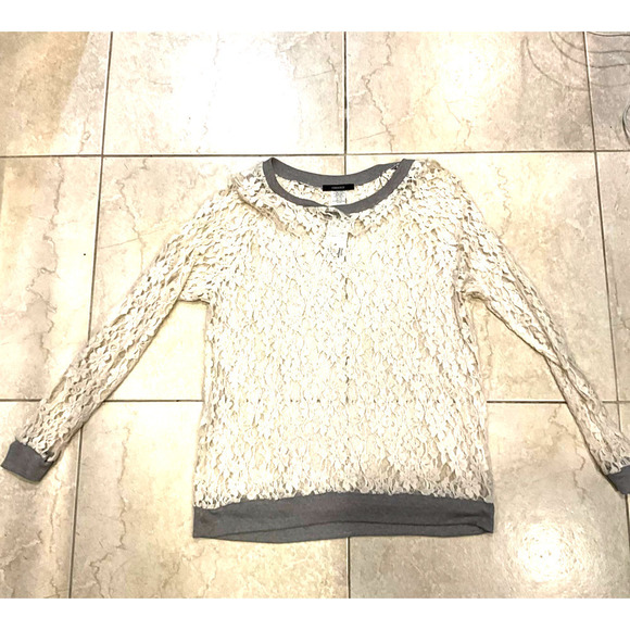 Forever 21 Blouse Women's Size L Cream Sheer Lace Long Sleeve Crew Neck Pullover - Picture 3 of 5
